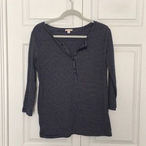 Gap 3/4 sleeve Henley top